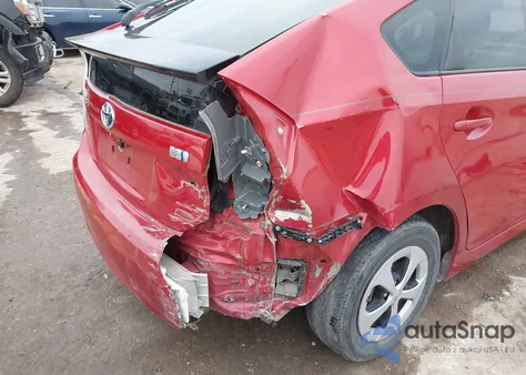 2013 Toyota Prius Two z USA, uszkodzony, nr VIN JTDKN3DUXD1674181